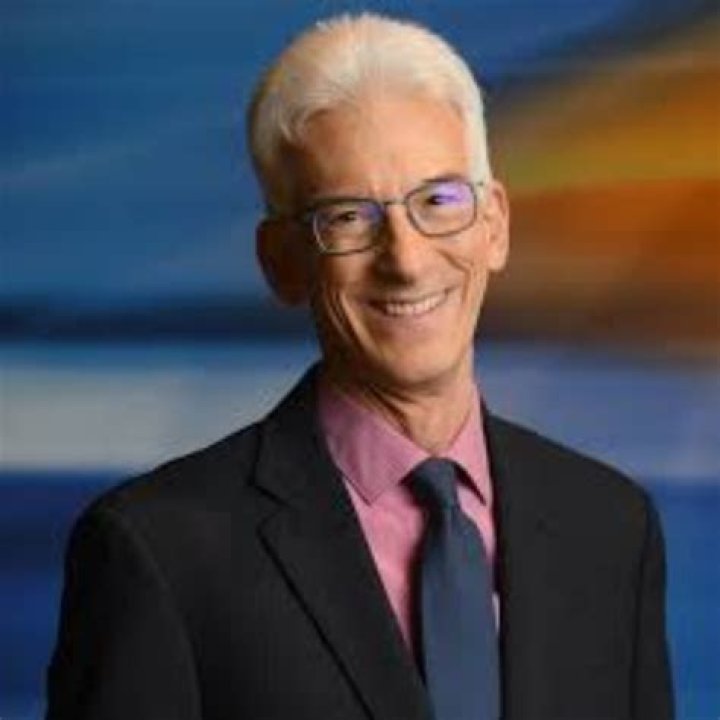 Gary Sadowsky Wiki, Age, Wife, Family, Kids, Salary, Net Worth, Instagram, Height