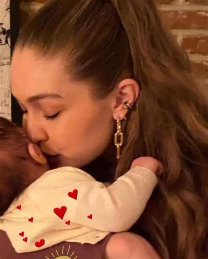 Gigi Hadid Poses With Baby Daughter ‘Zigi’ In New Thanksgiving Photos