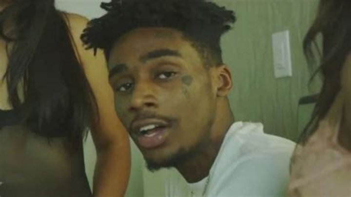 How did DMV rapper die?