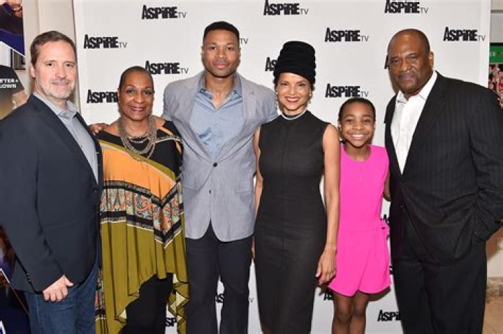 Gregory Alan Williams Age, Bio, Wiki, Height, Greenleaf, Family, Wife and Net Worth