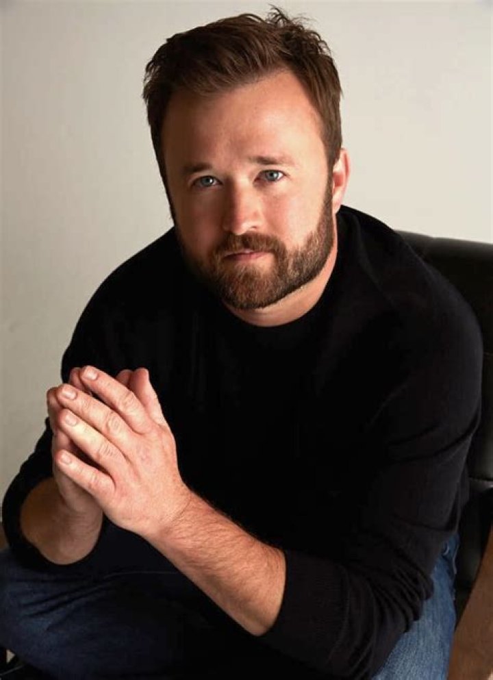Haley Joel Osment Biography - Facts, Childhood, family & Achievements of Actor