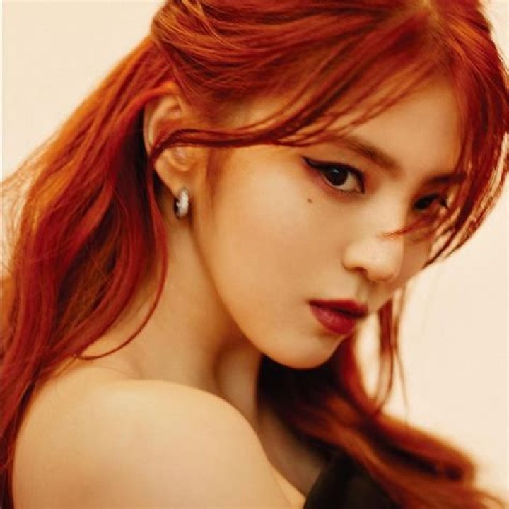 Han So-hee (Actress) Wiki, Biography, Age, Height, Weight, Awards, Boyfriend, Net Worth, Facts