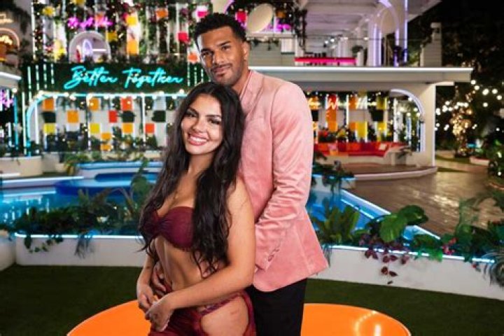 Harley Benn Age, Height, Job and Instagram: Love Island Cast