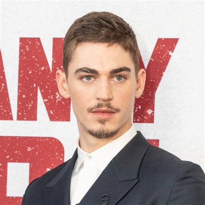 Hero Fiennes-Tiffin – Facts, Childhood, Family Life, Achievements