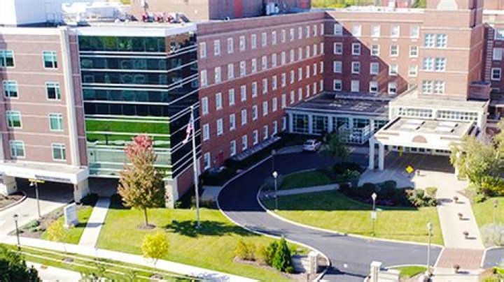 Directory of Physicians (MD/DO) in Hinsdale, Illinois