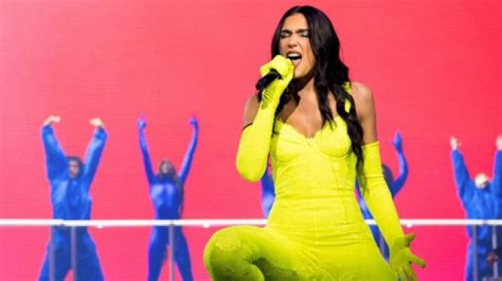 How do you pronounce Dua Lipa’s name?