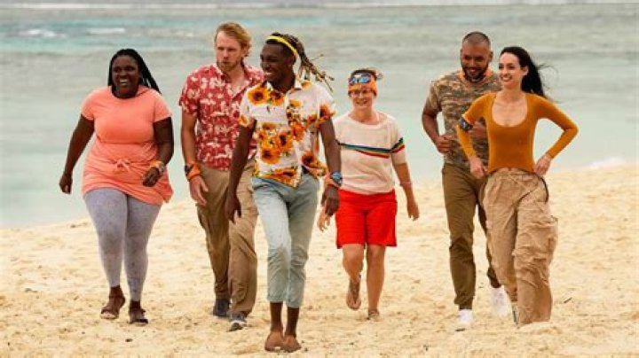 How many days does ‘Survivor’ last?