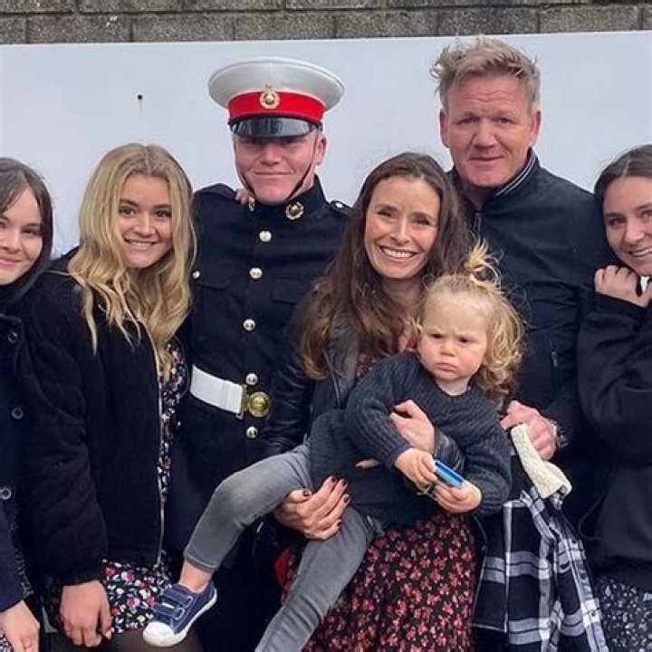 How many kids does Gordon Ramsay have?