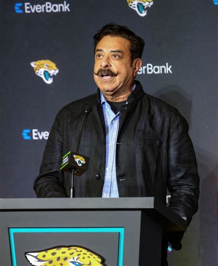 How much did Shad Khan buy the Jaguars for?
