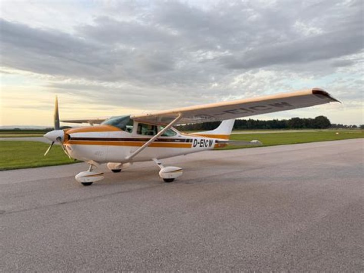 How much is a Cri-Cri plane? – Celebrity