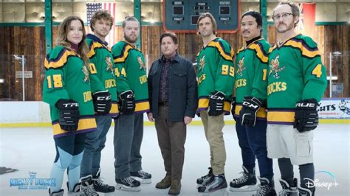 How old is Adam banks in the first Mighty Ducks? – Celebrity