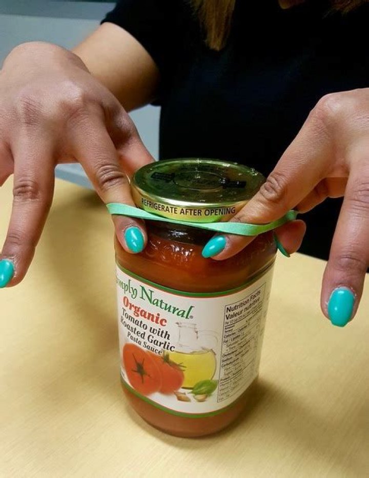 How to open tostitos jar