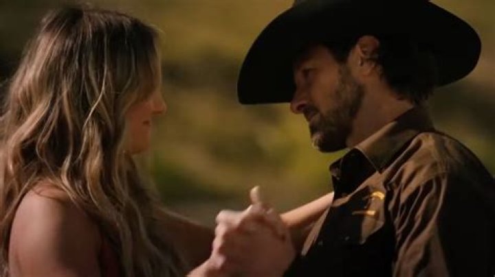 Ian Bohen gushes over ‘Yellowstone’ co-star and ‘number one lady in country’ Lainey Wilson