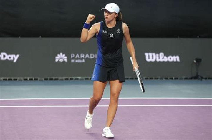 How tall is Iga Swiatek?