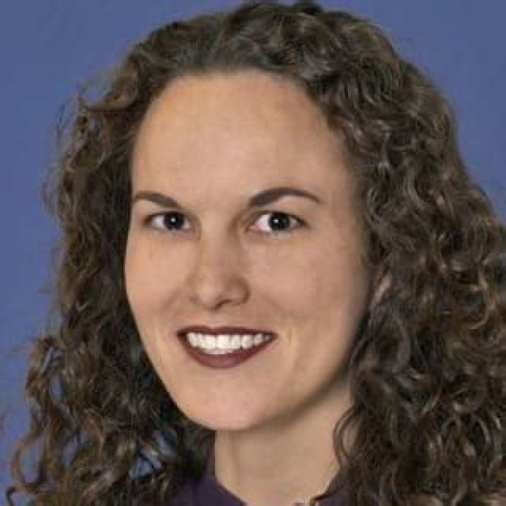 Dr. Iris Colon, MD – San Jose, CA