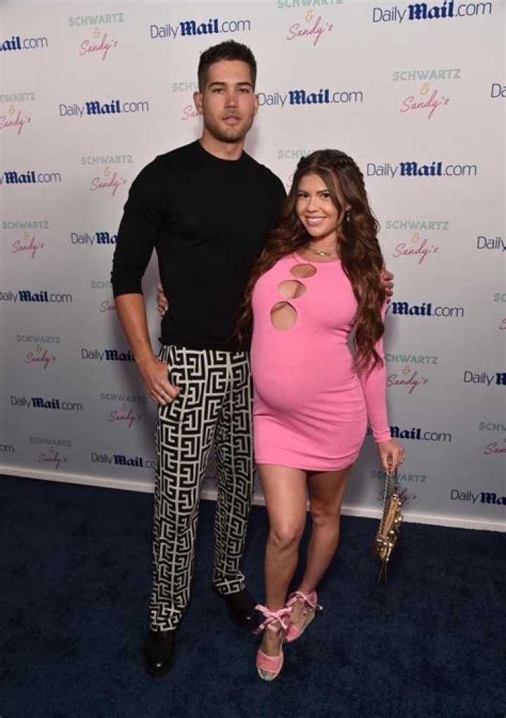 Is Chanel West Coast Married To Dom Fenison? Is Pregnant And Expecting A Baby