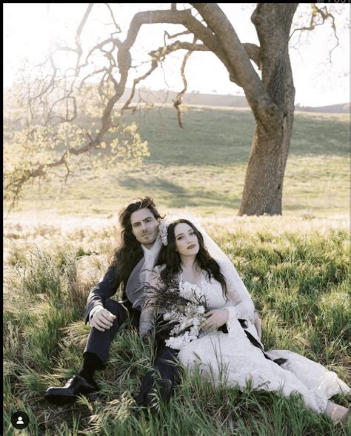 Is Kat Dennings related to Victoria Pedretti? – Celebrity