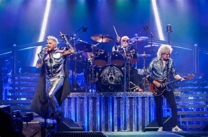 Is Queen and Adam Lambert still together?