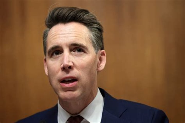 Is Senator Josh Hawley married? Who is his wife Erin Morrow Hawley?