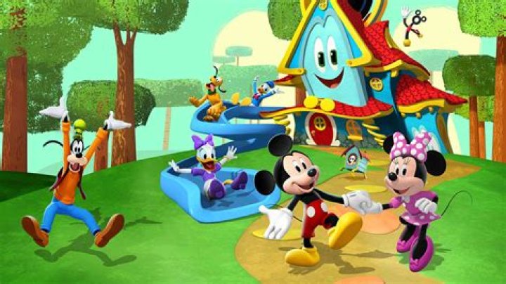 Is there a plumber in the house Mickey Mouse Funhouse? – Celebrity