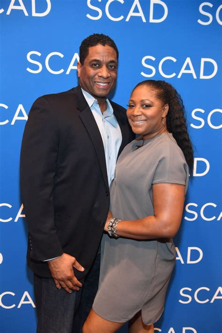 Is Trina Braxton still married to Von Scales?