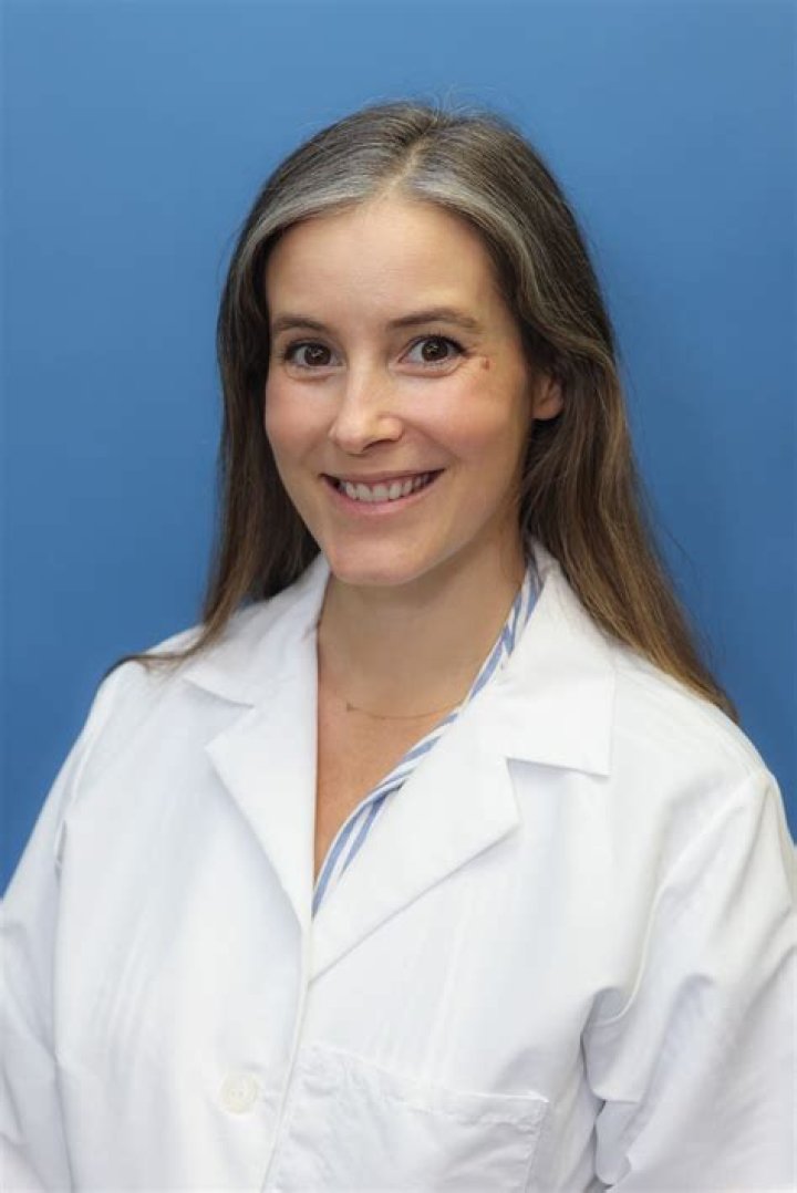 Dr. Isela Penunuri, MD – San Marcos, CA