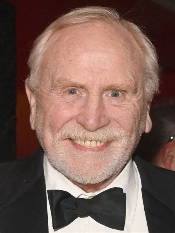 James Cosmo Biography - Facts, Childhood, Family Life & Achievements