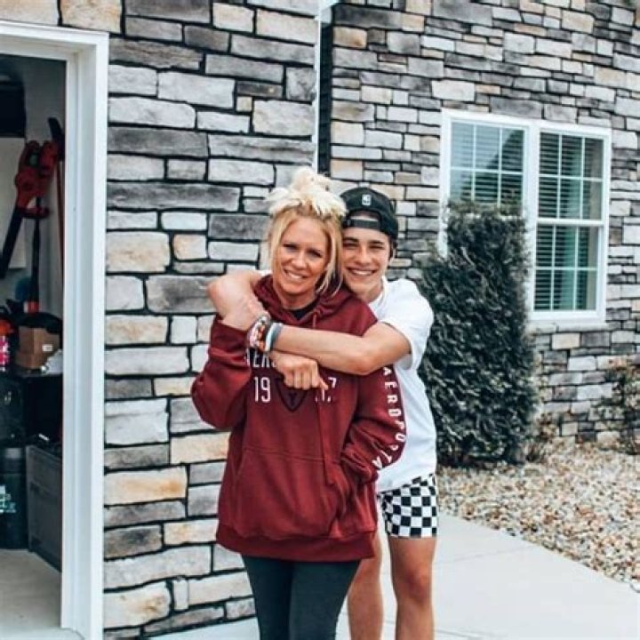 Jaydan Armour Bio, Wiki, Age, Height, Parents, Girlfriend, TikTok, and Net Worth