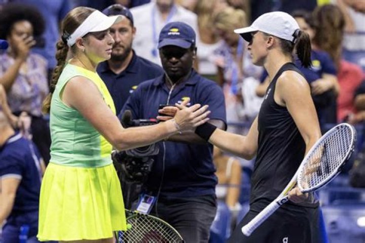 Jeļena Ostapenko coach: Who is Marion Bartoli? Bio, wife, children, net worth