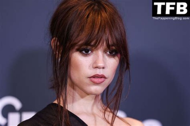 Jenna Ortega nude and naked photos and videos leak