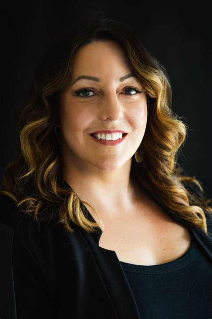 Jennifer (Landry) Kozak – Saint Clair Shores, MI