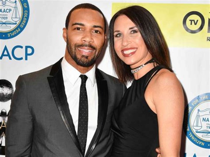 Jennifer Pfautch: What race is Omari Hardwick wife?