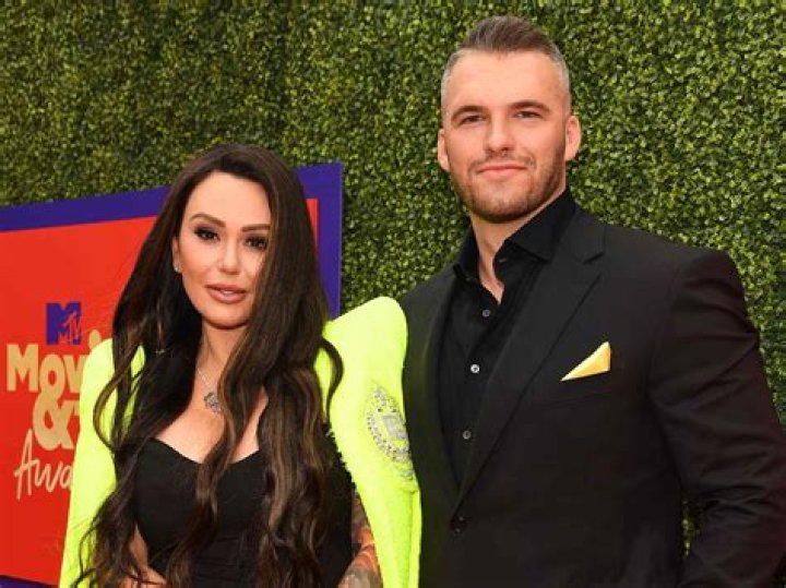 Jersey Shore Star Jenni ‘JWoww’ Farley Shares Photo Of Romantic Date With Mystery Man