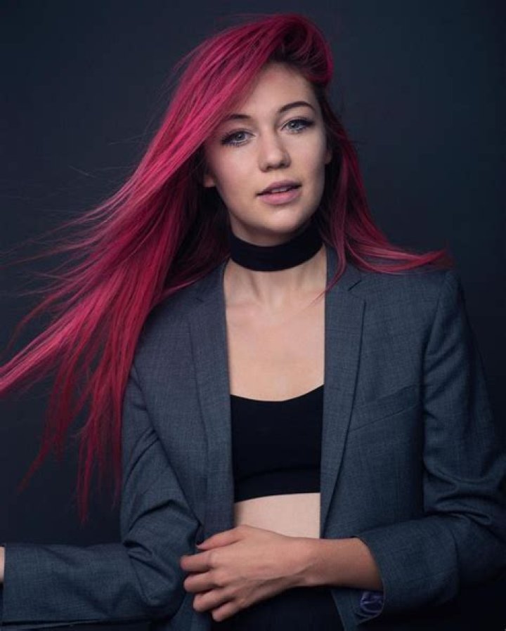 Jessie Paege Biography - Facts, Childhood, Family Life & Achievements
