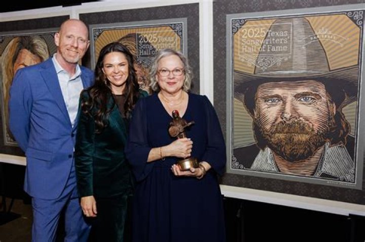 Joshua Seals, Juliette Seals, Sutherland Seals