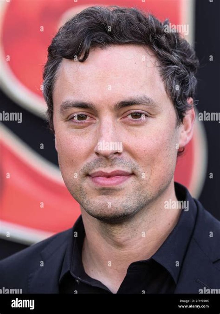 John Francis Daley Height, Weight, Net Worth, Age, Birthday, Wikipedia, Who, Nationality, Biography
