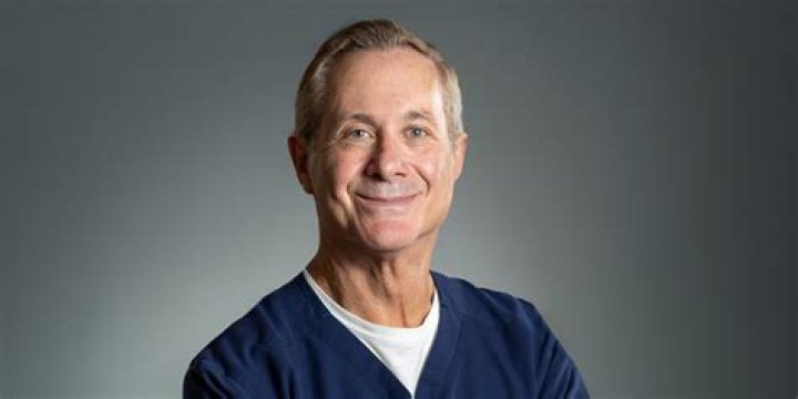 Dr. John Strom, MD – Dixon, IL