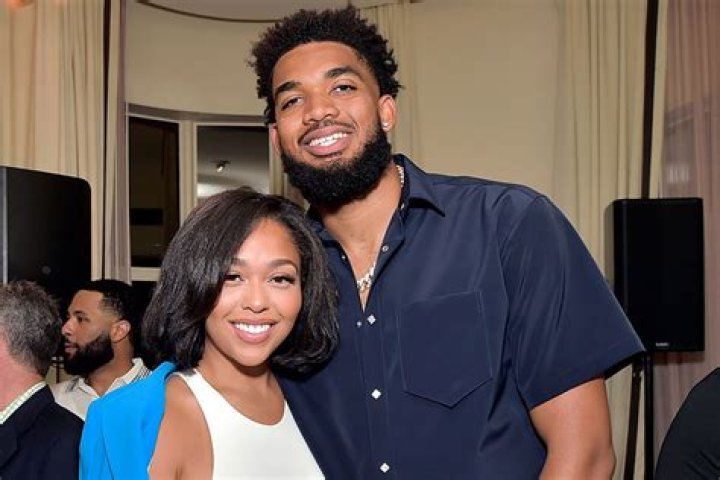 Jordyn Woods gets a car for Christmas from NBA player boyfriend