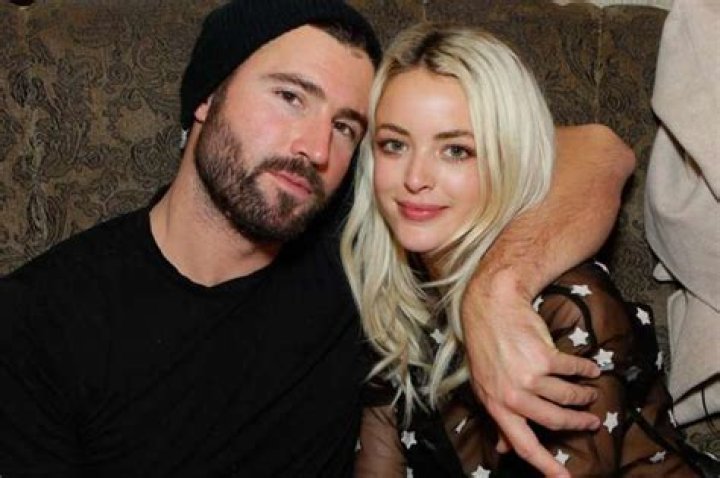 Kaitlynn Carter Reveals How ‘Naive’ She Was About Miley Cyrus Romance