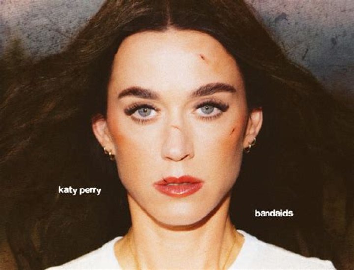 Katy Perry Biography - Facts, Childhood, Family Life & Achievements