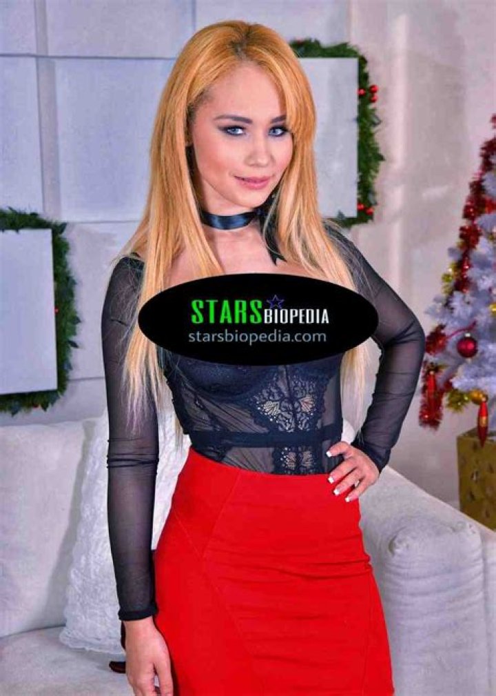 Kawaii Girl Wiki, Bio, age, height, family, photos, videos, net worth