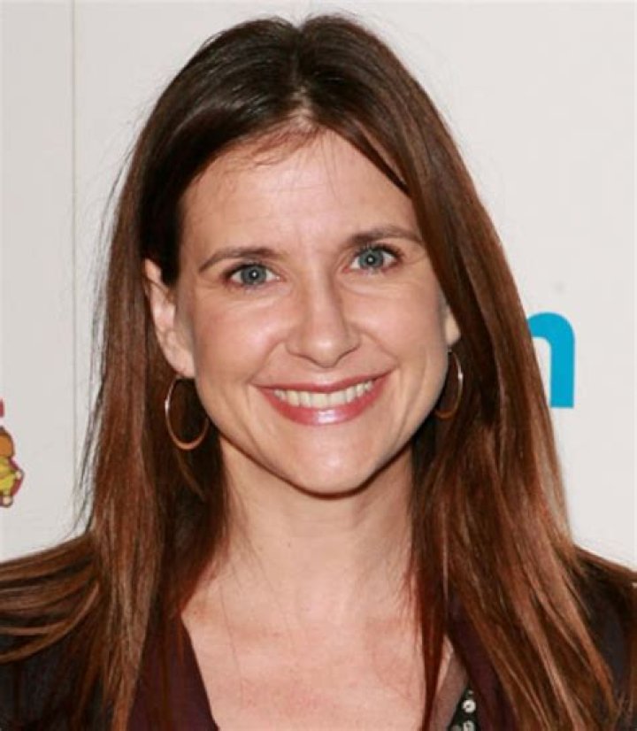 Kellie Martin Biography - Facts, Childhood, Family Life & Achievements