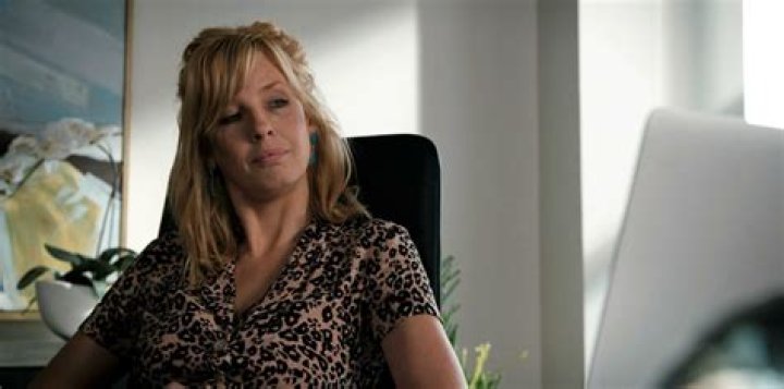 Kelly Reilly talks relationships in ‘Yellowstone’ season 5: “It’s going to get bloody”