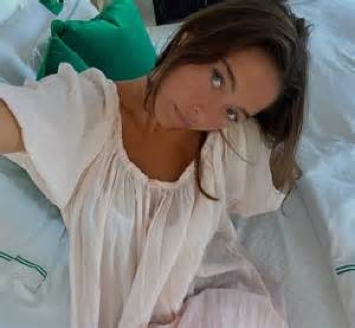 Kelly Ripa’s Daughter Lola Is A First Time Voter And Her Mom Couldn’t Be More Proud – Pics!