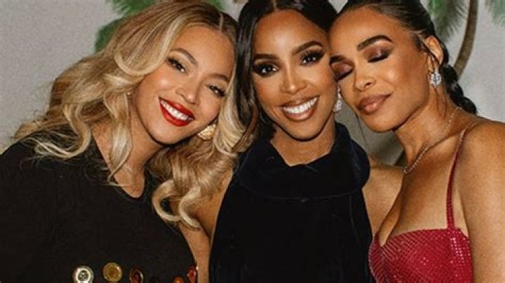 Kelly Rowland Recalls The Time She And Destiny’s Child Were Viciously Booed