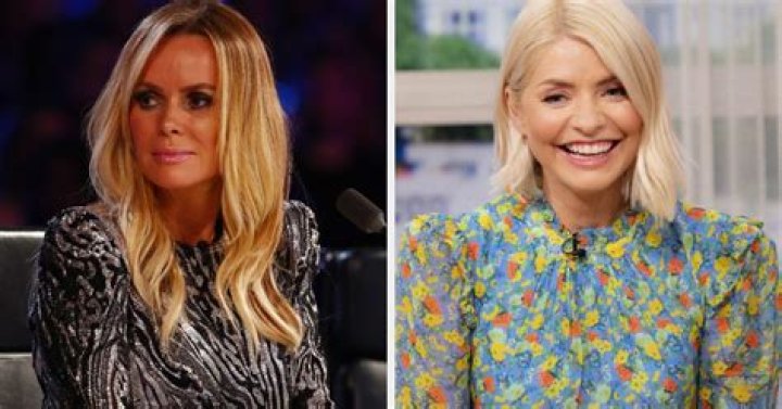 Kendra Wilkinson Reacts To Holly Madison’s Feud Claims – Says She’s Moved On And Is ‘All Love Now!’