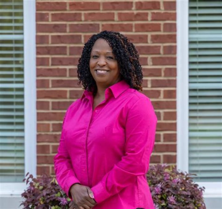 Dr. Kennessa Hugger, MD – Tallahassee, FL