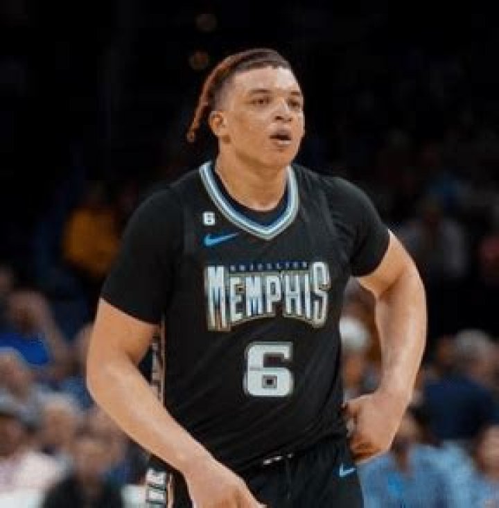 Kenneth Lofton Jr Height, Weight, Net Worth, Age, Birthday, Wikipedia, Who, Nationality, Biography