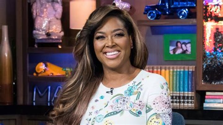 Kenya Moore Is Counting Her Blessings Inside Her Home – Is Marc Daly A Part Of Them? Check Out The Moore Manor