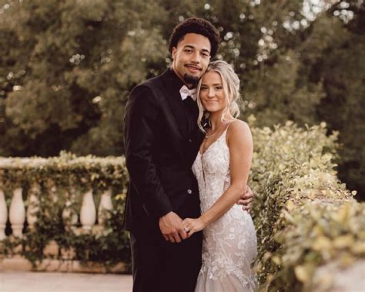 Khalil Herbert Wife: Is Khalil Herbert Married? Who Is Khalil Herbert’s Girlfriend Mandy KoPecki?